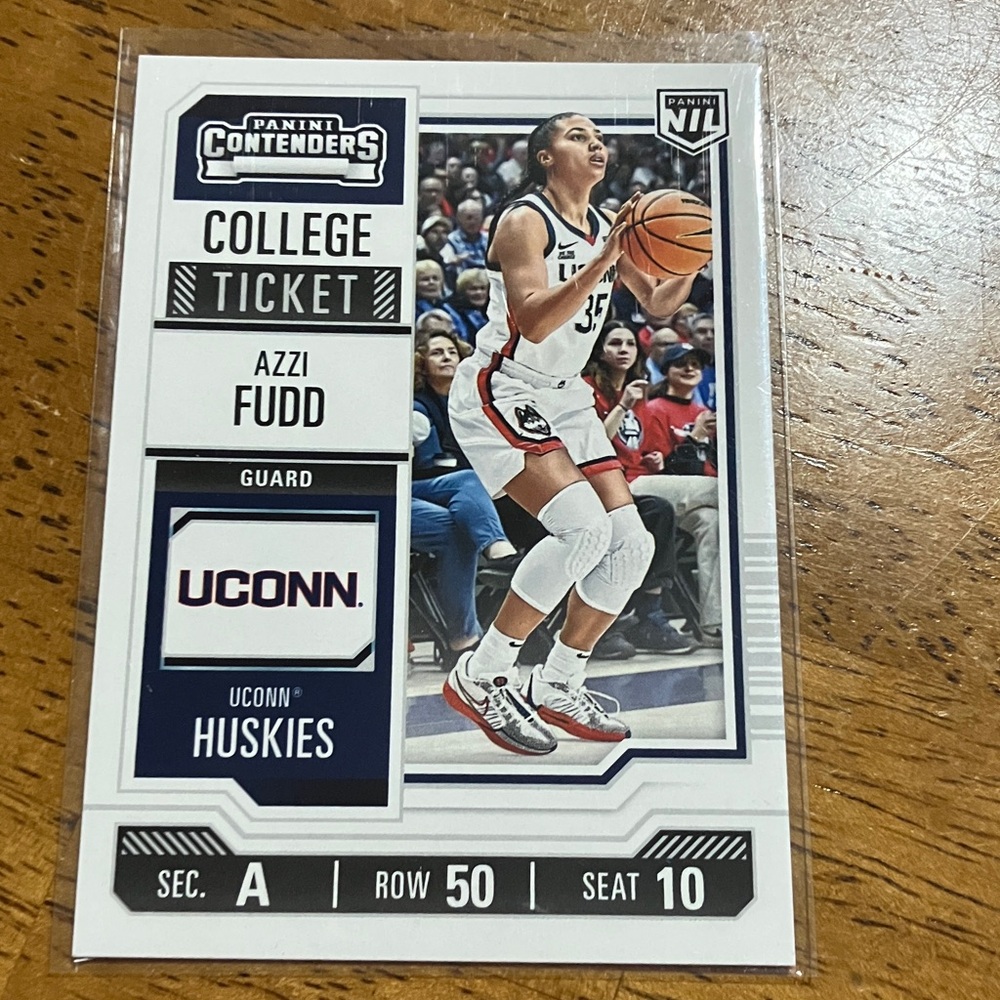 Azzi Fudd UCONN Basketball Card